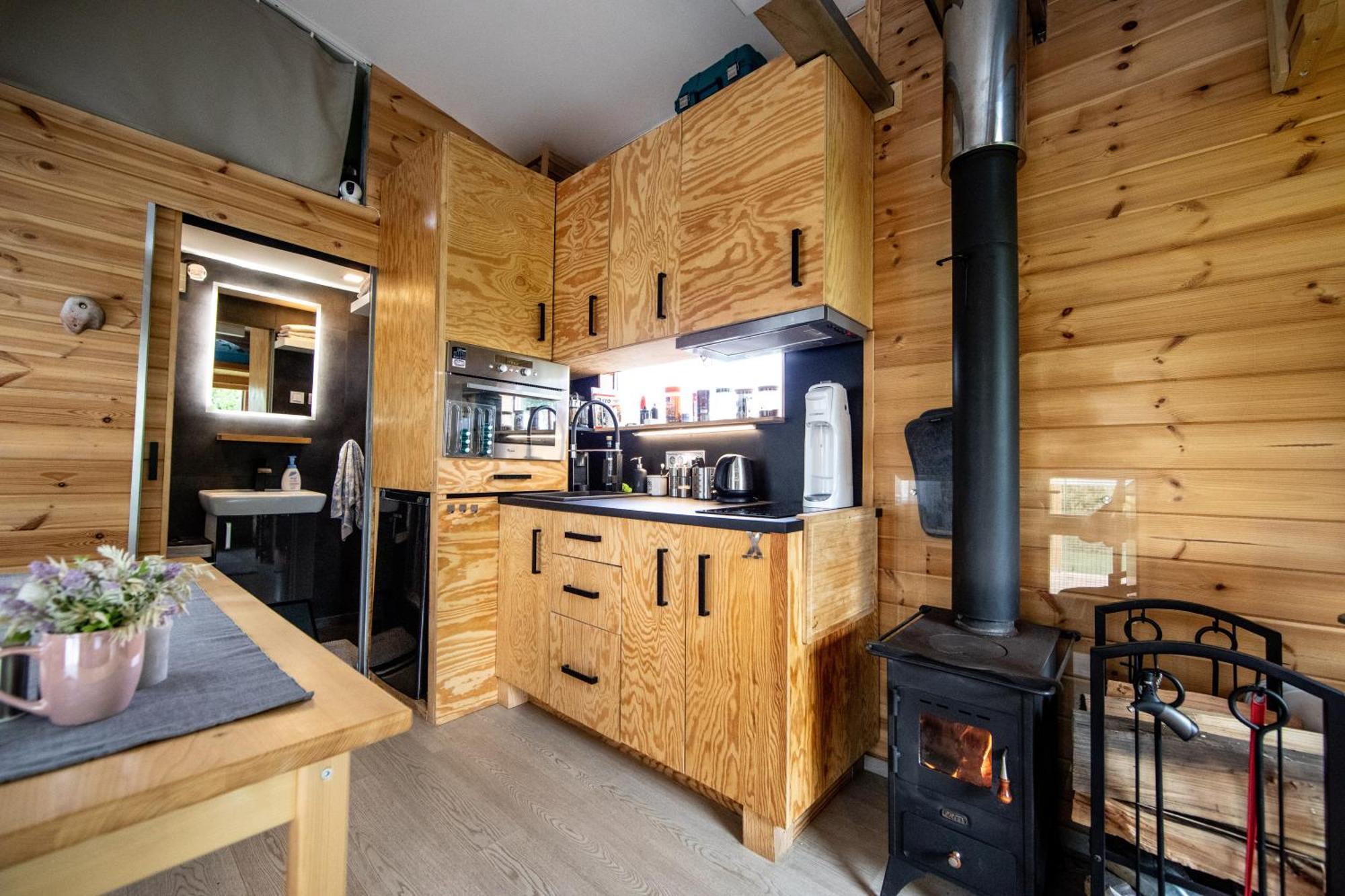 Tiny House - Chatka V Rezi U Prahy Husinec  Bagian luar foto